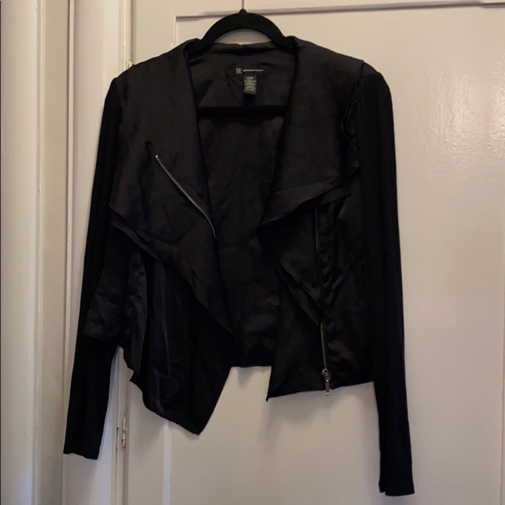 Sweater/Jacket